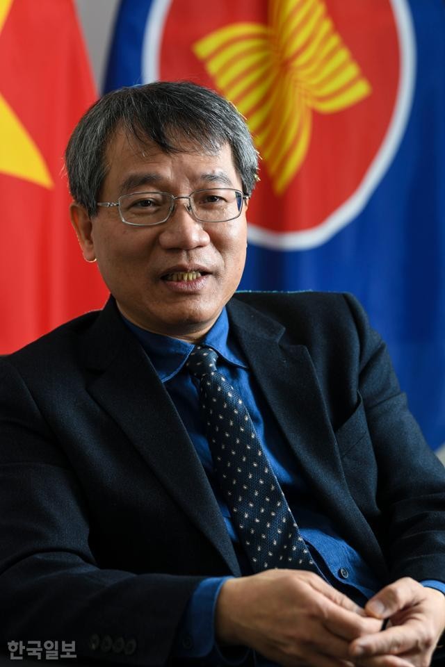 Đại sứ, GS. TS. Nguyễn Vũ Tùng